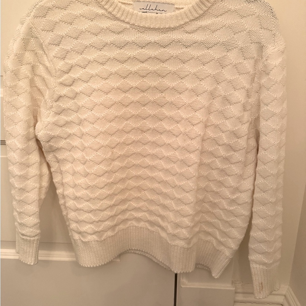 Designer Boutique White Textured Women's Sweater Size Small